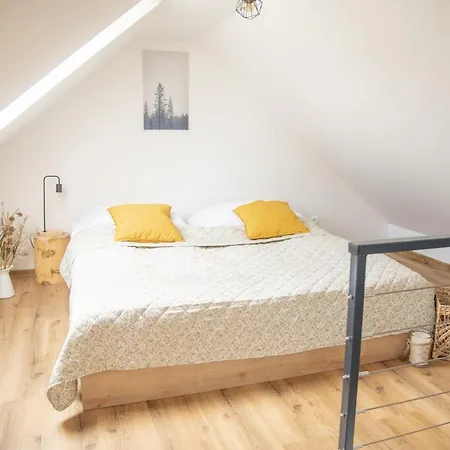 Nora Apartment Dolni Morava