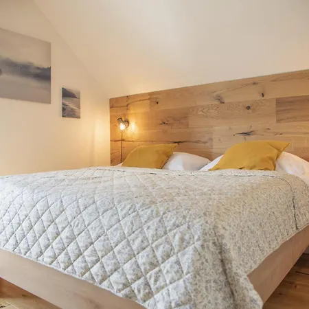 Nora Apartment